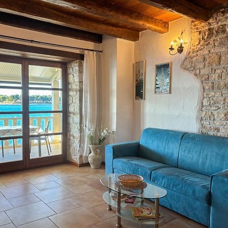 City Center Coastal Escape - Apartments With Sea View Or Cozy Room Новиград Экстерьер фото