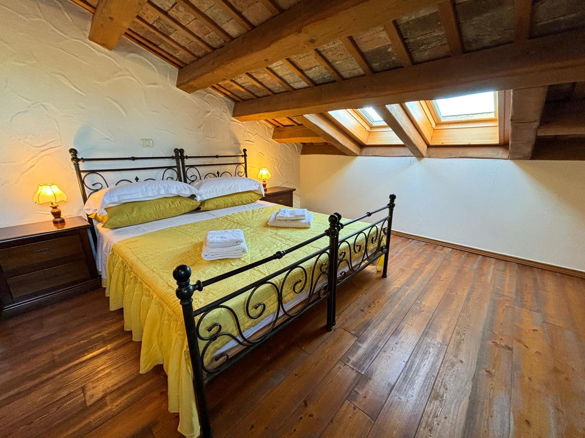 City Center Coastal Escape - Apartments With Sea View Or Cozy Room Новиград Экстерьер фото