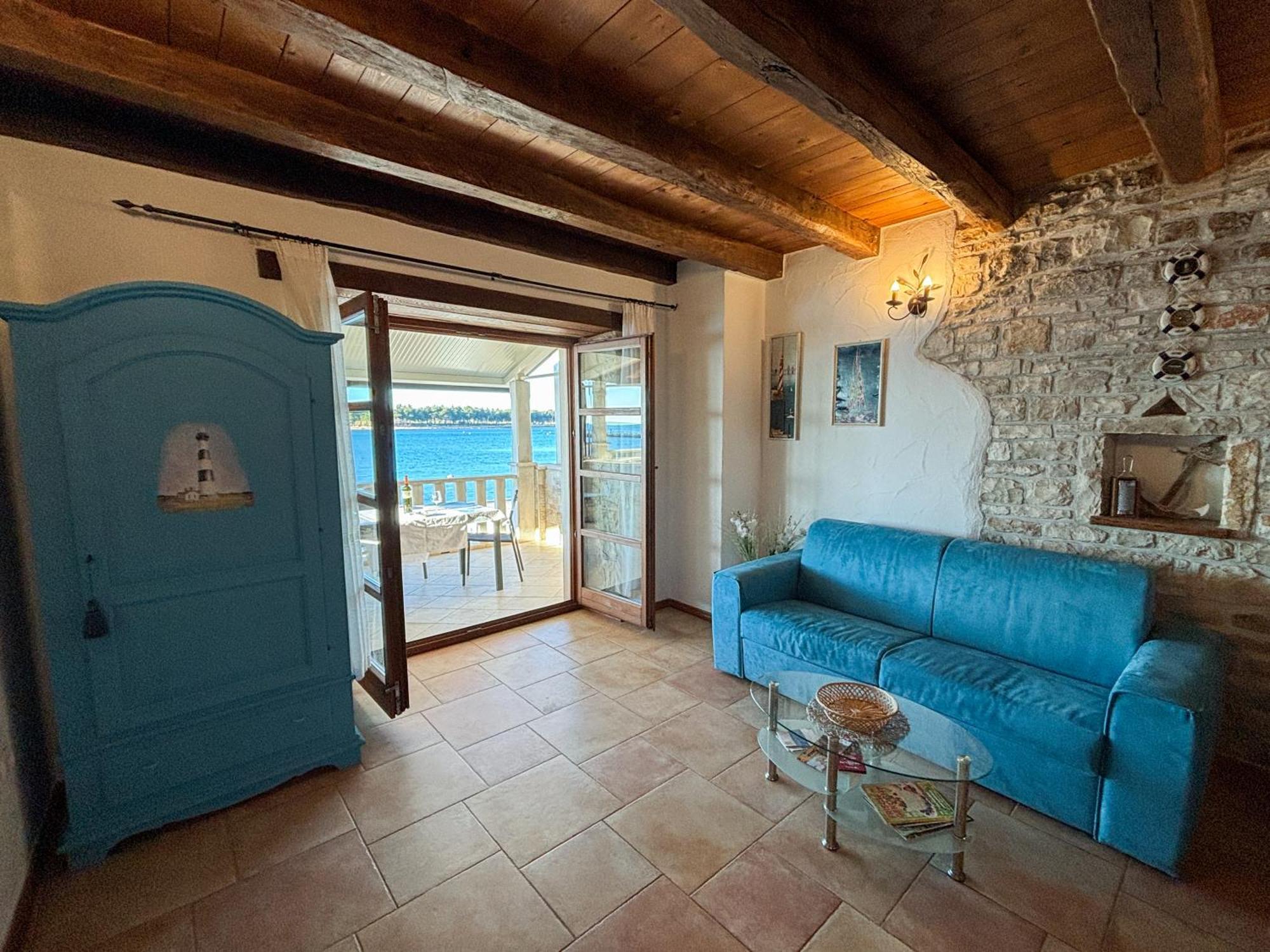 City Center Coastal Escape - Apartments With Sea View Or Cozy Room Новиград Экстерьер фото